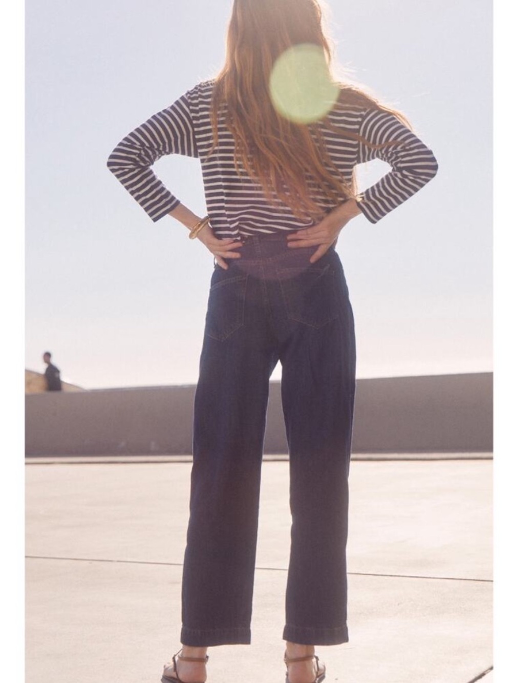 AYR The Lowkey Barrel Leg Jeans - Picture 2 of 7
